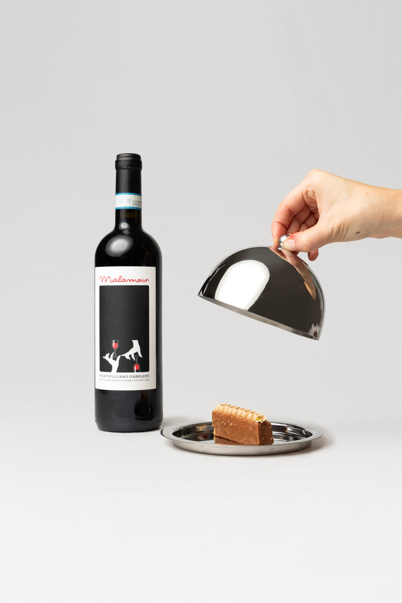 Malamour Italian red wine bottle paired with dessert — Montepulciano d'Abruzzo food pairing